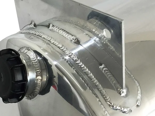 WT026 - 50 Litre Polished Stainless Steel Water Tank with Top Mounts