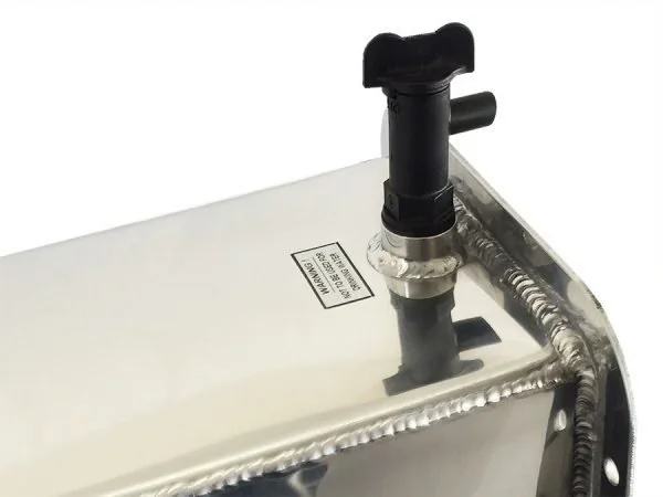 WT042 - 25 Litre Polished Stainless Steel Water Tank with Bottom Mount - RedFlag LED Light Perth - Image 4