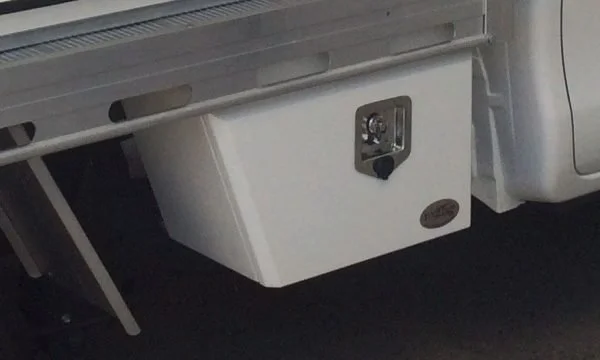 TB052 - 3/4 Lid Wheel Arch Tool Box Right 600mm - Image 5