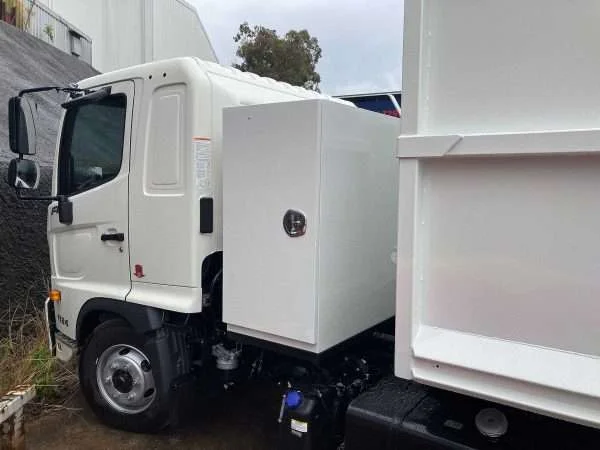 TMB8022 - Tall Canopy 800L x 1200H x 2200D Empty - Image 2